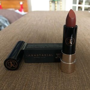 NIB Anastasia Beverly Hills Matte Lipstick